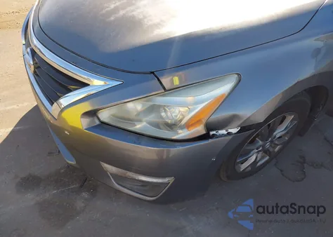 2015 Nissan Altima 2.5 S из США, поврежденный, VIN 1N4AL3AP4FN922846